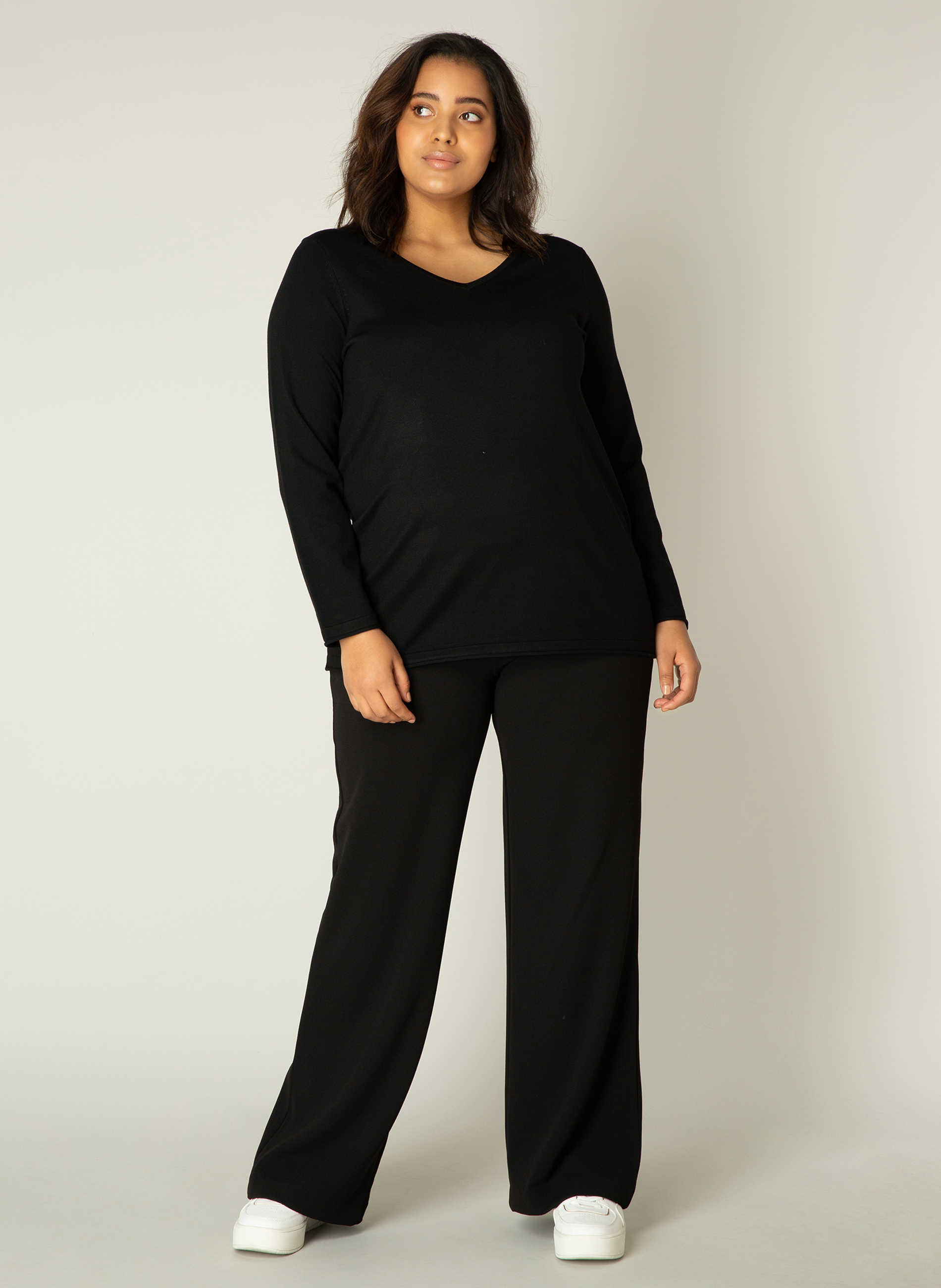 Base Level Curvy trui Anine Base Level Curvy trui Anine